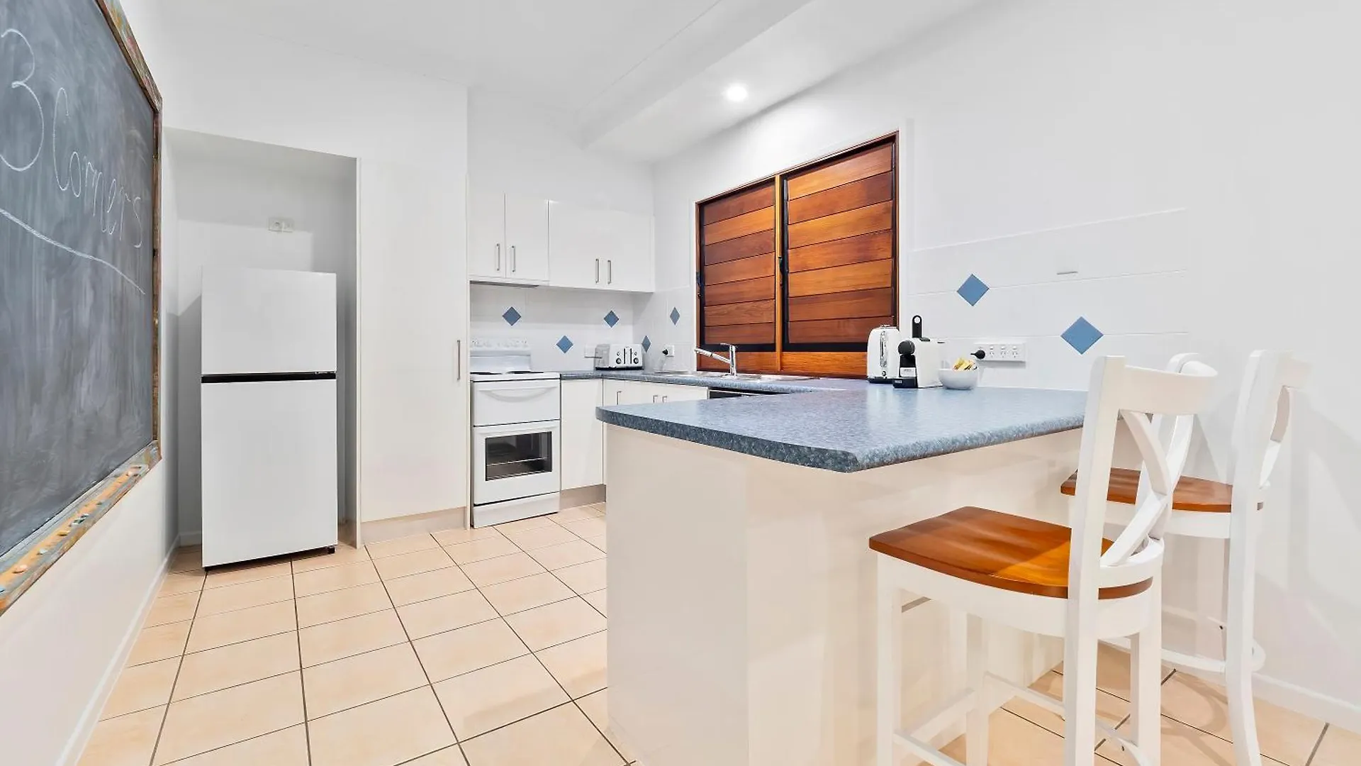 Holiday home Three Corners Of Paradise Clifton Beach Australia