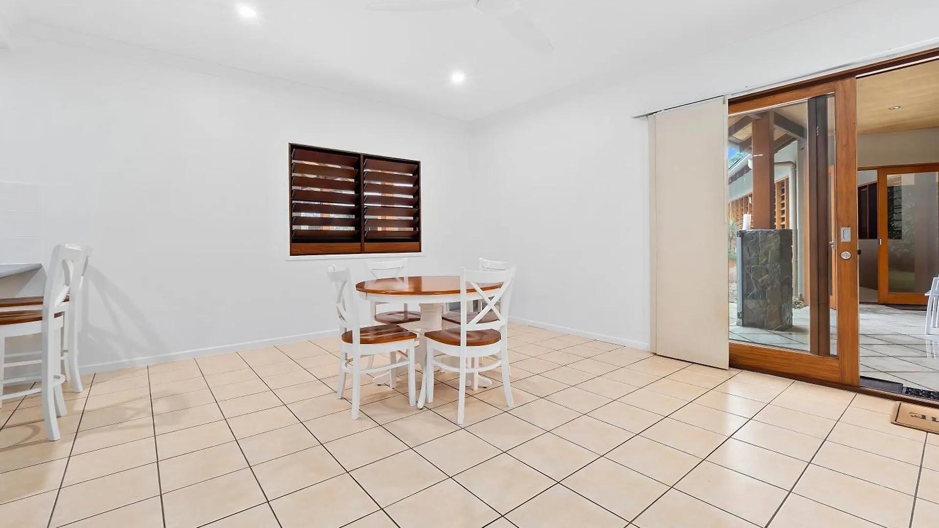 Three Corners Of Paradise Clifton Beach Holiday home