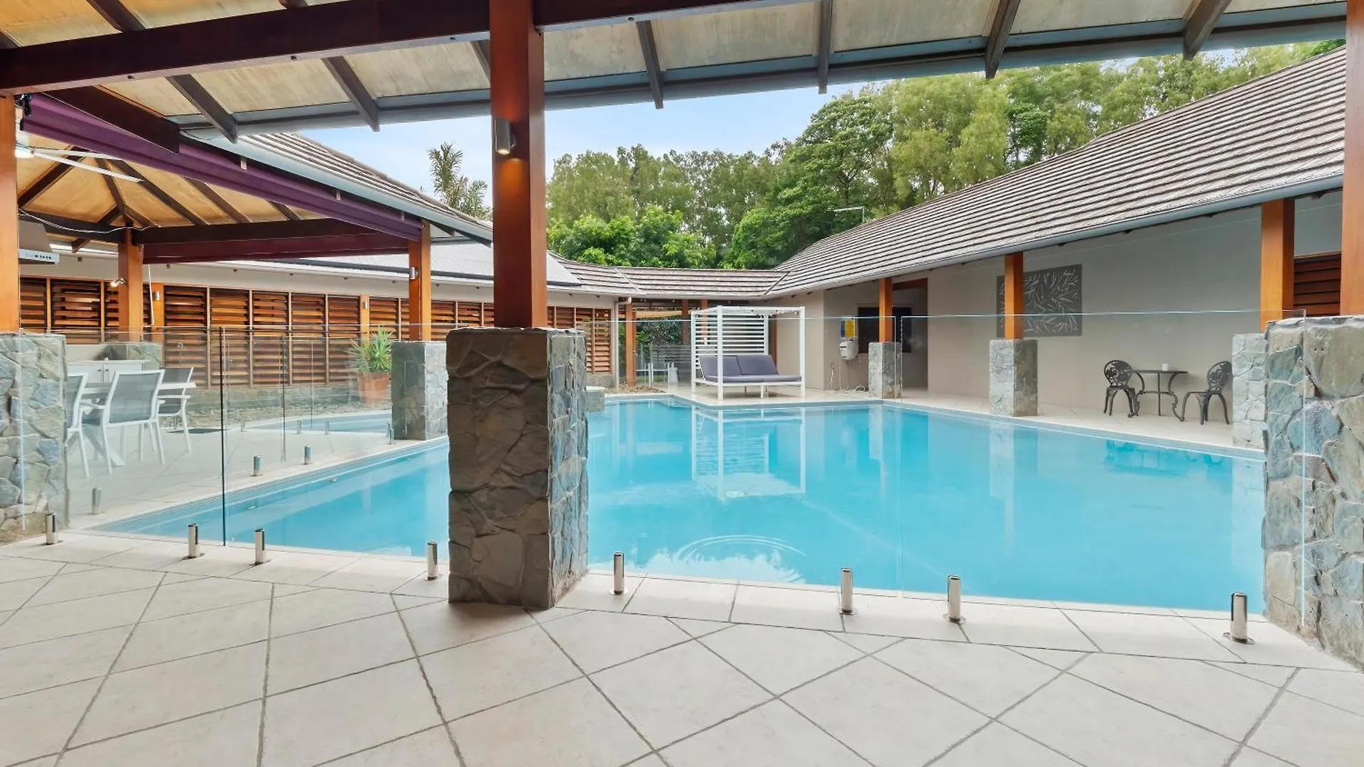Holiday home Three Corners Of Paradise Clifton Beach Australia